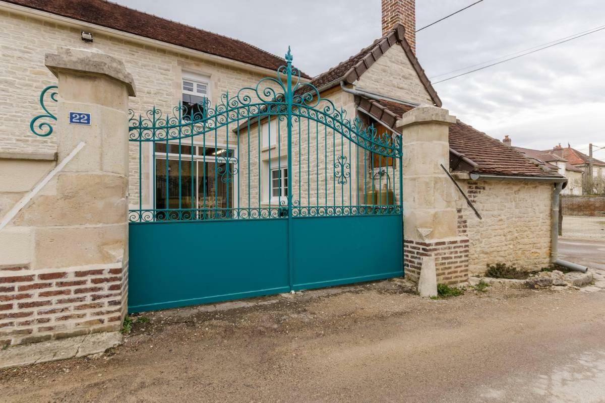 Вилла Les 3 Cepages Balnot-sur-Laignes Экстерьер фото