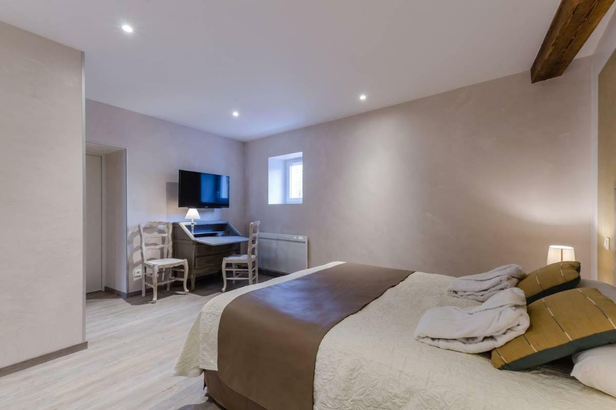 Вилла Les 3 Cepages Balnot-sur-Laignes Экстерьер фото
